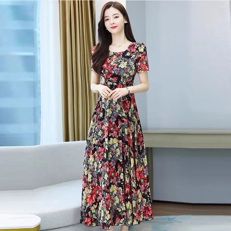 Fashionable Stylish 2023 Summer Short Sleeve Fragmented Flower Dress Women's Round Neck Waist-fitted Slimming Long Skirt